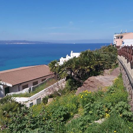 Appartamento Vista Mare Calasetta Exterior photo