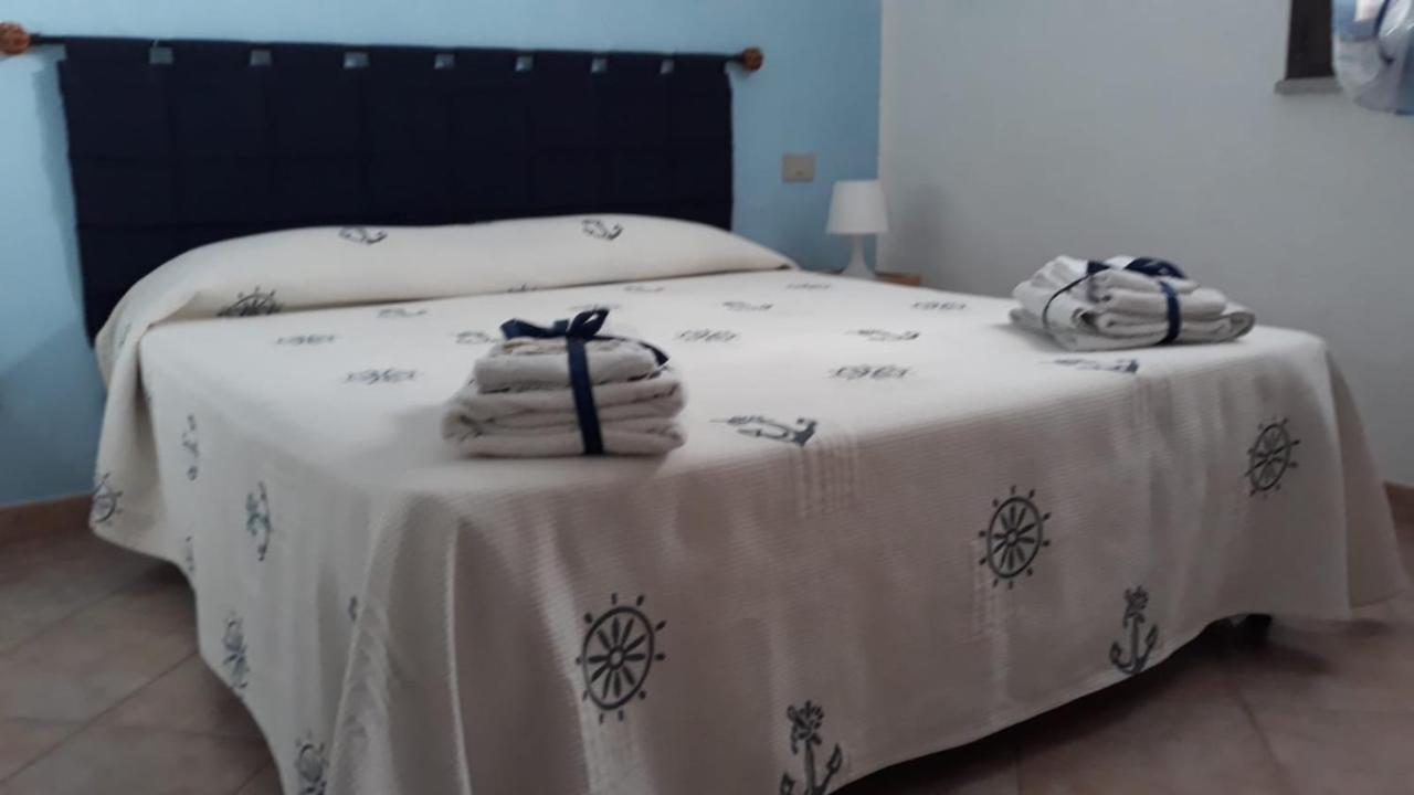 Appartamento Vista Mare Calasetta Exterior photo